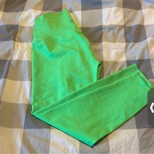 Buffbunny crop leggings- lime green - small